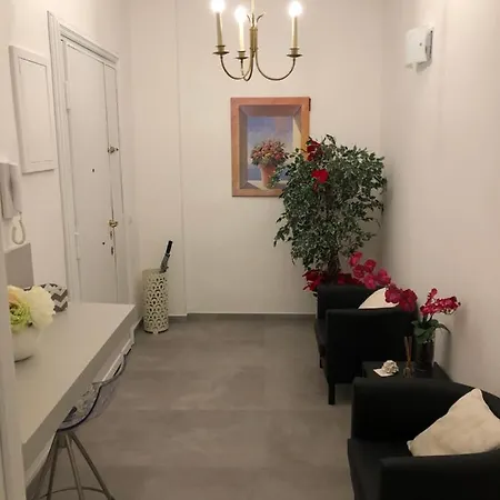 Giulio Cesare Apartment&rooms * Бари
