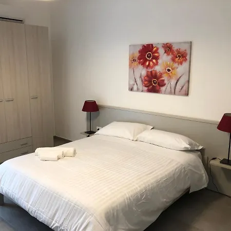 فندق مبيت وإفطار Giulio Cesare Apartment&rooms باري